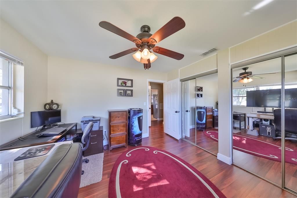 Recently Sold: $298,000 (3 beds, 2 baths, 1300 Square Feet)