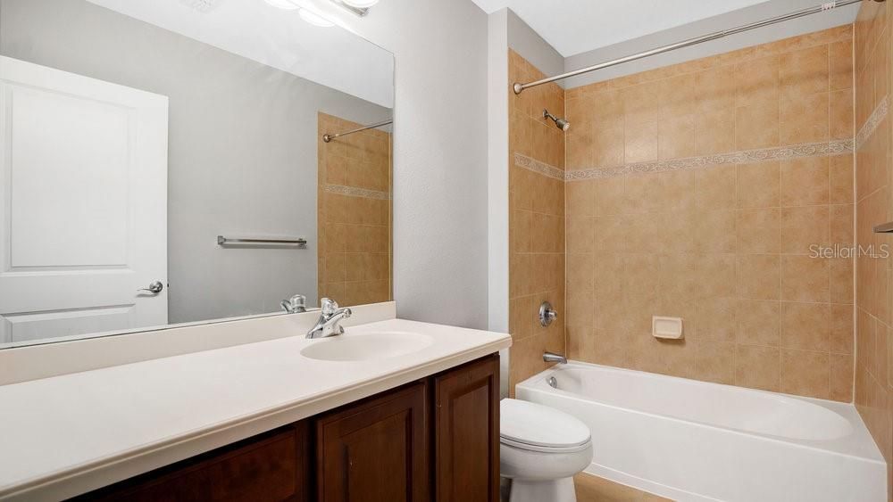 待售: $409,000 (2 贝兹, 2 浴室, 1435 平方英尺)