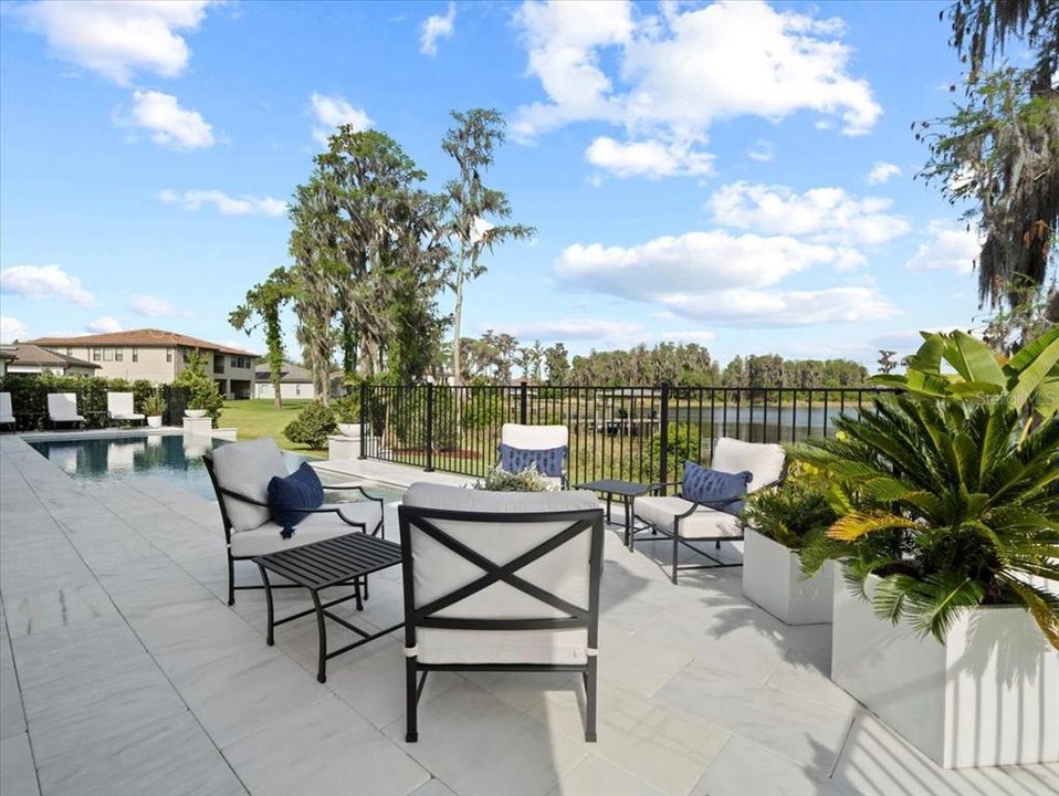 Active With Contract: $1,900,000 (4 beds, 5 baths, 4547 Square Feet)