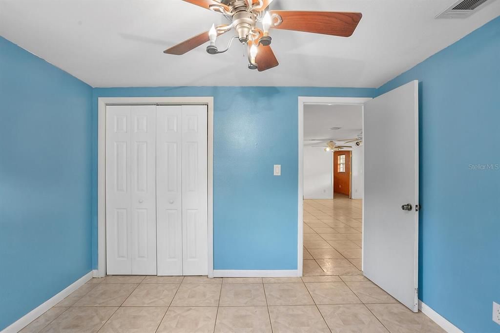 Recently Rented: $1,975 (3 beds, 2 baths, 1200 Square Feet)