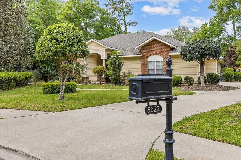 Active With Contract: $639,500 (5 beds, 3 baths, 3012 Square Feet)