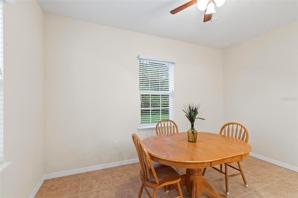 For Sale: $350,000 (3 beds, 2 baths, 1749 Square Feet)