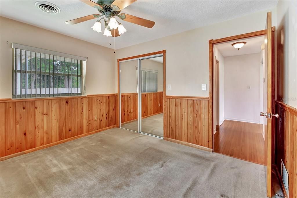 Recently Sold: $299,900 (2 beds, 1 baths, 1626 Square Feet)
