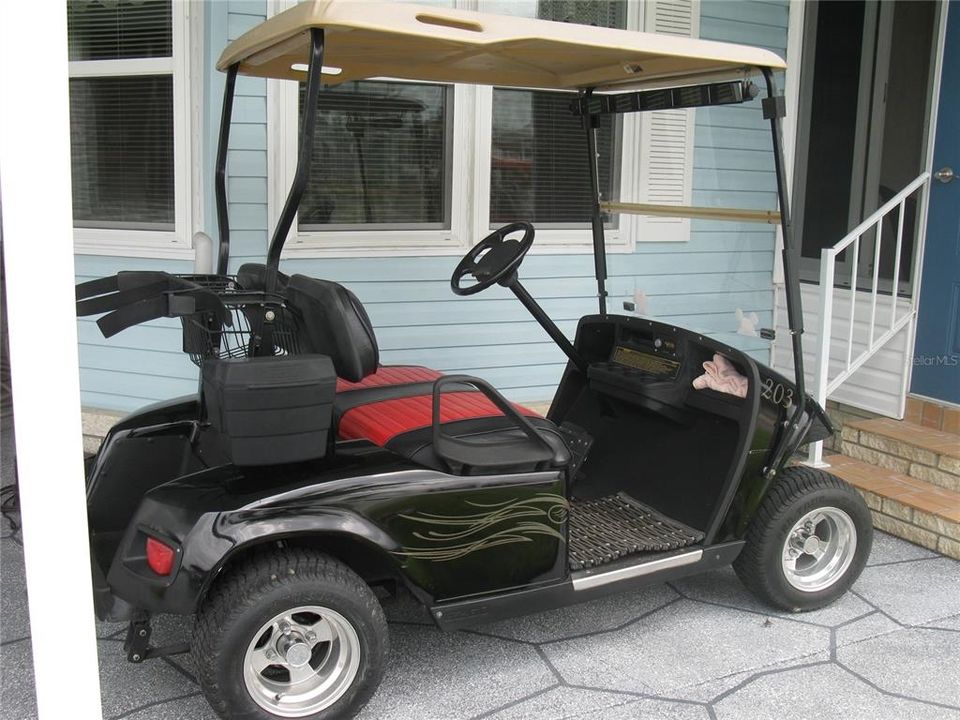 golf cart stay with property