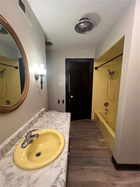 Недавно арендовано: $1,750 (2 спален, 1 ванн, 1544 Квадратных фут)