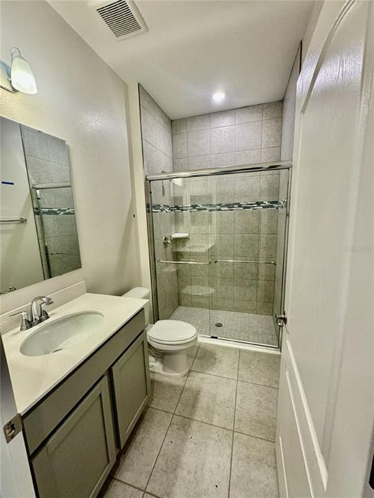 最近租的: $3,000 (4 贝兹, 3 浴室, 2471 平方英尺)