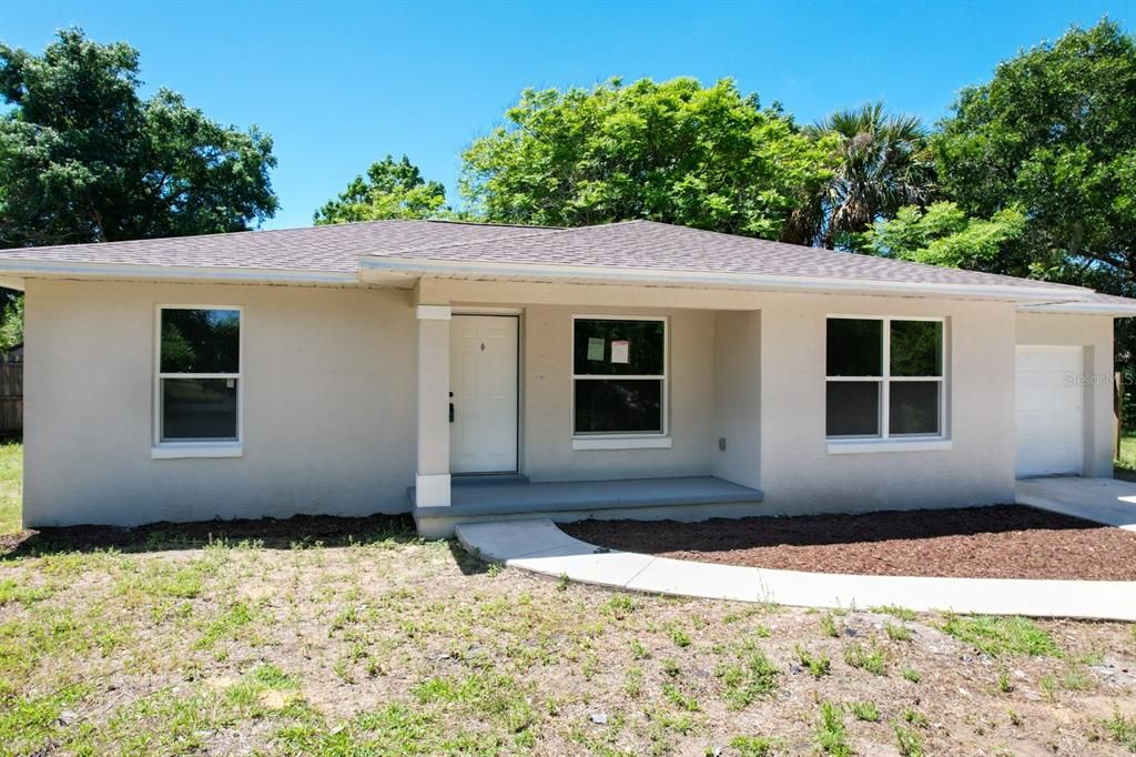 Recently Sold: $239,900 (3 beds, 2 baths, 1105 Square Feet)