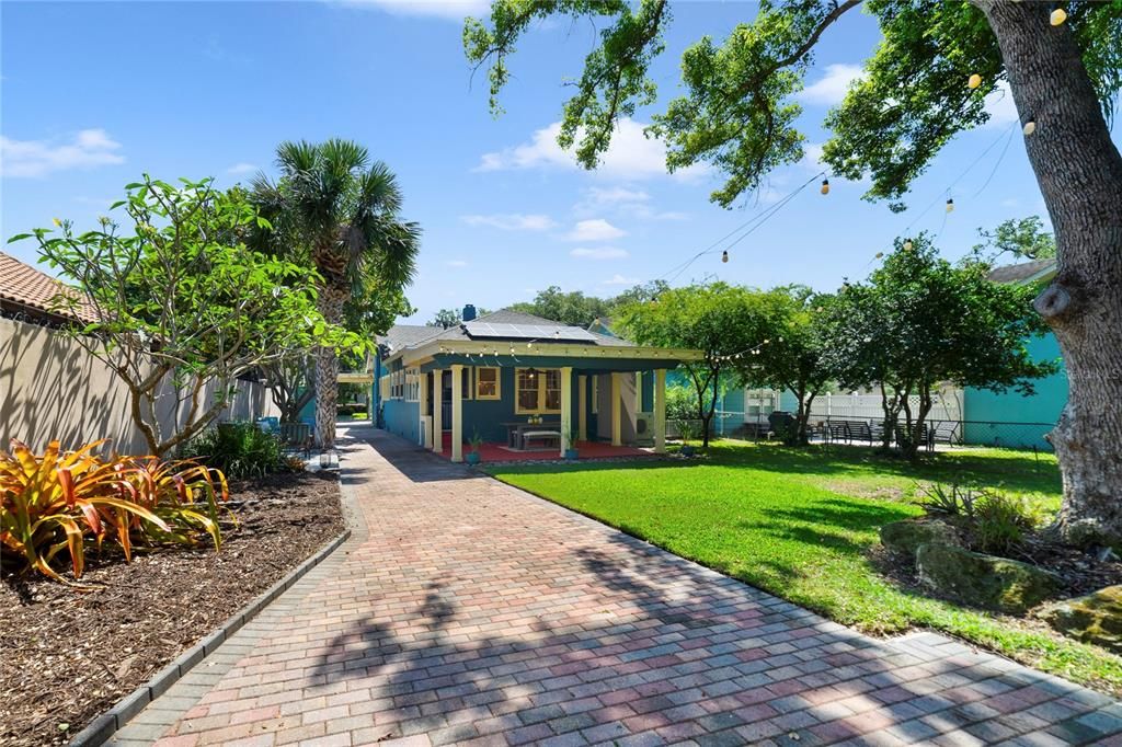 Active With Contract: $745,000 (4 beds, 2 baths, 1860 Square Feet)