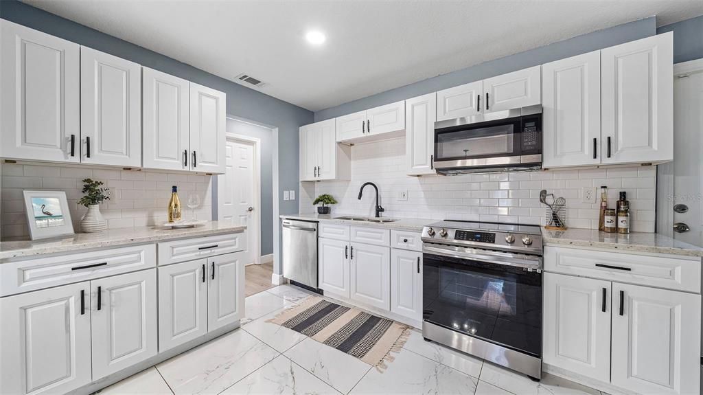 For Sale: $414,900 (3 beds, 2 baths, 1506 Square Feet)