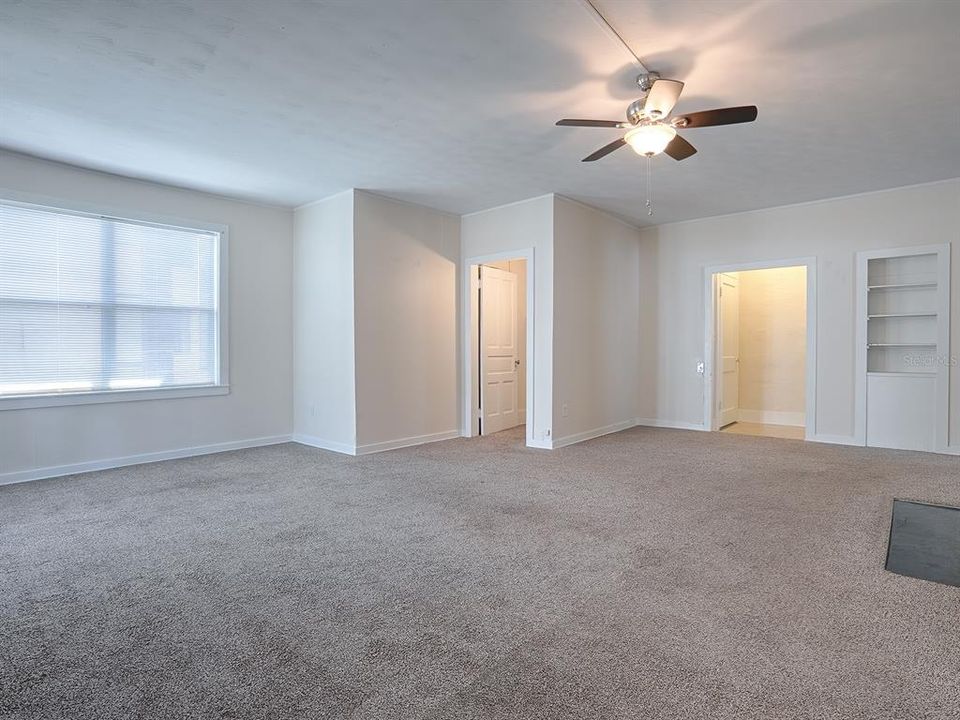 422 E. Citrus - Unit#C, Living Room