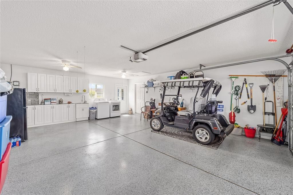 Garage-golf cart sold seperately