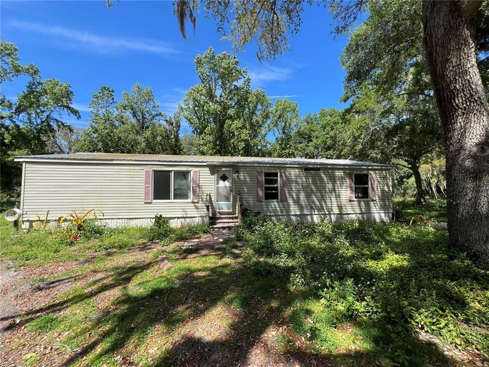 Recently Sold: $150,000 (3 beds, 2 baths, 1296 Square Feet)