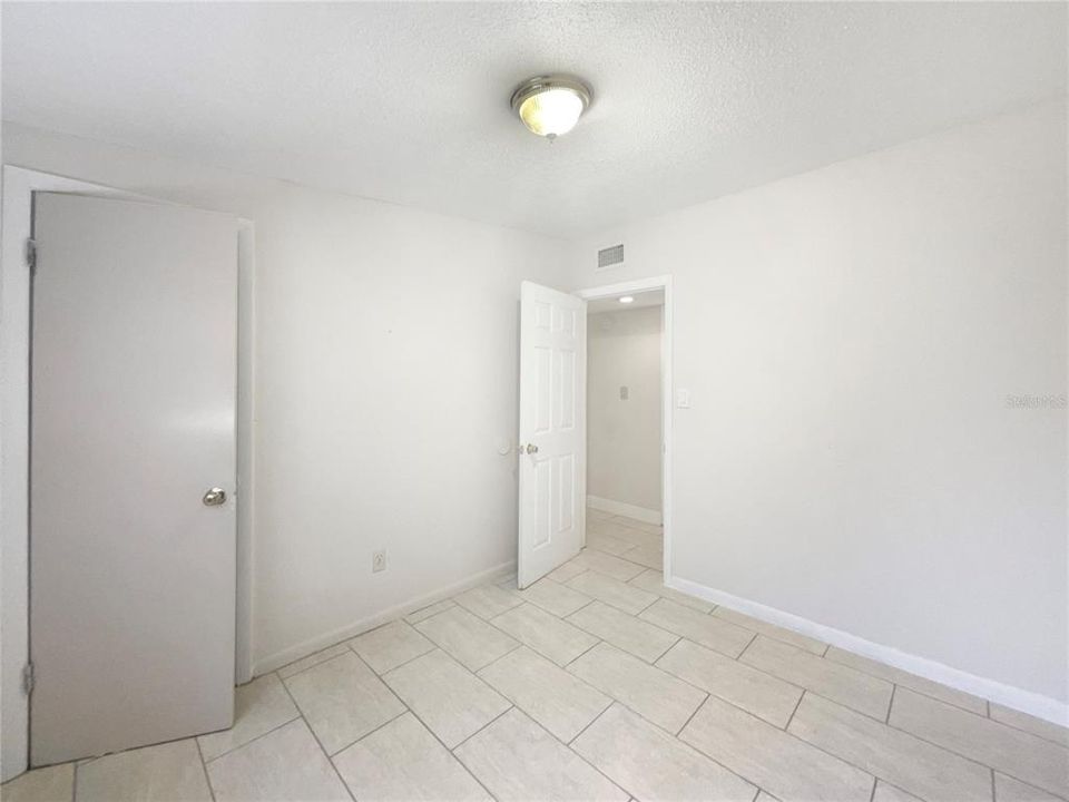 For Sale: $238,000 (3 beds, 1 baths, 960 Square Feet)