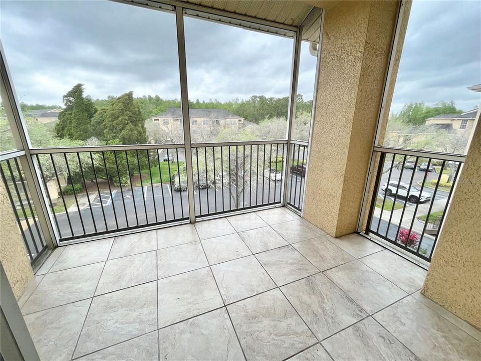 For Sale: $222,900 (2 beds, 2 baths, 1089 Square Feet)