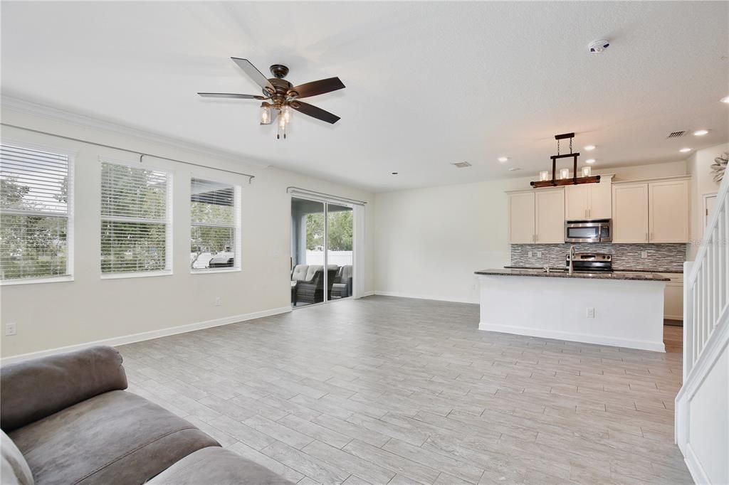 Active With Contract: $529,000 (5 beds, 3 baths, 3294 Square Feet)