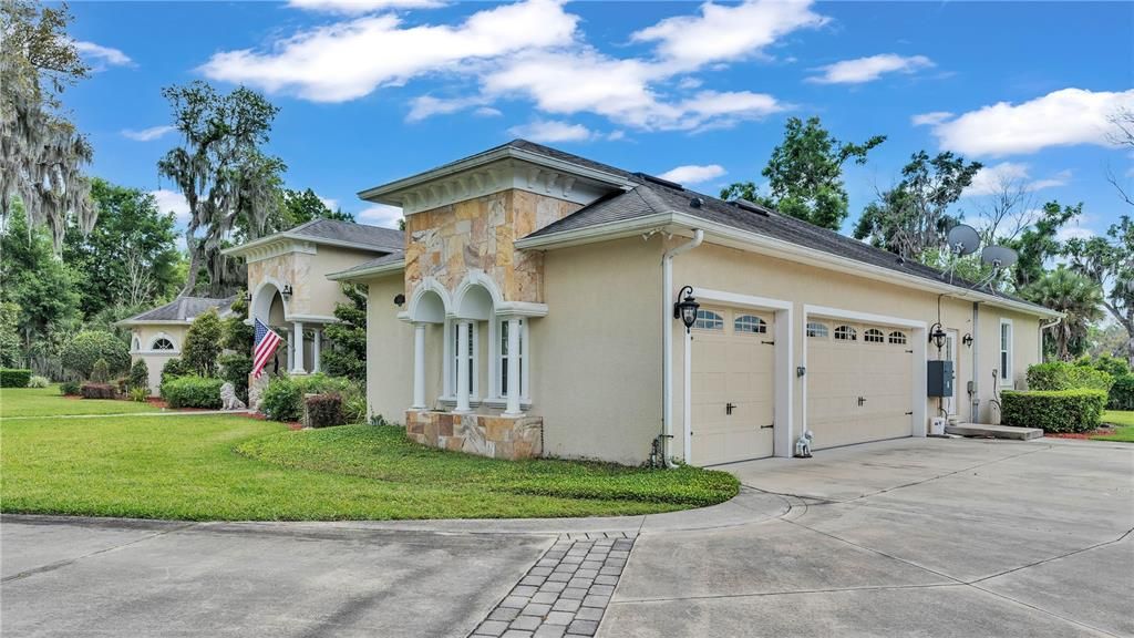 For Sale: $899,000 (4 beds, 2 baths, 3250 Square Feet)