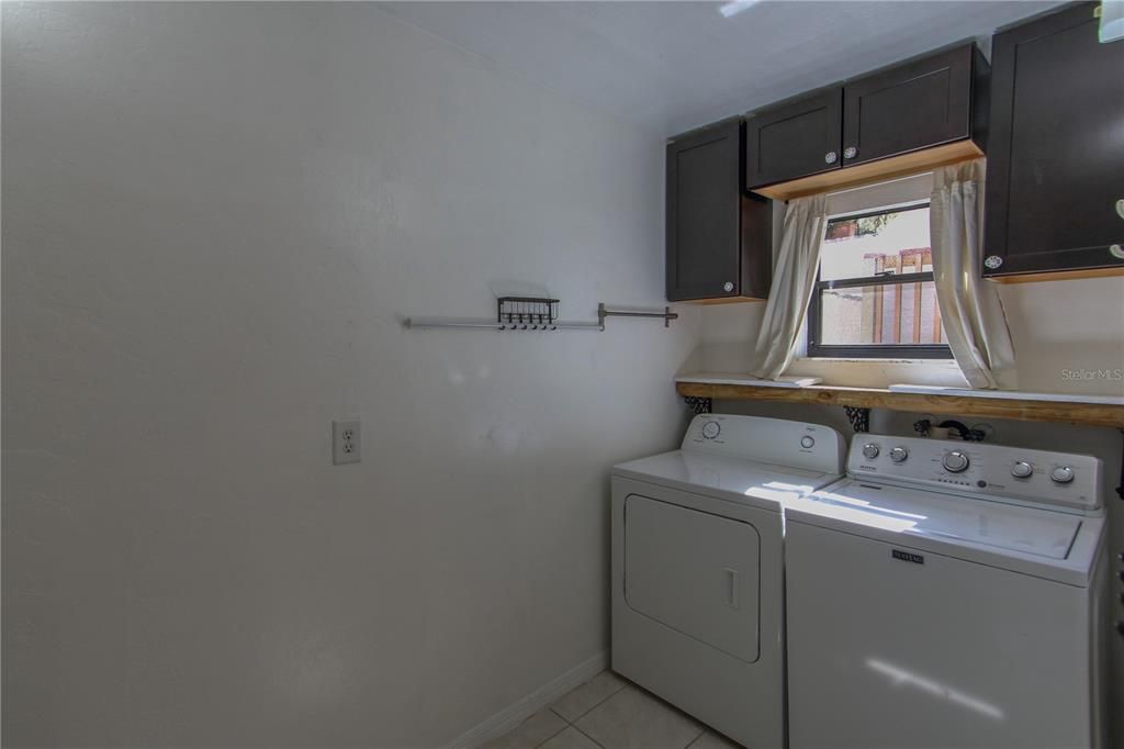 For Rent: $2,000 (2 beds, 2 baths, 1430 Square Feet)