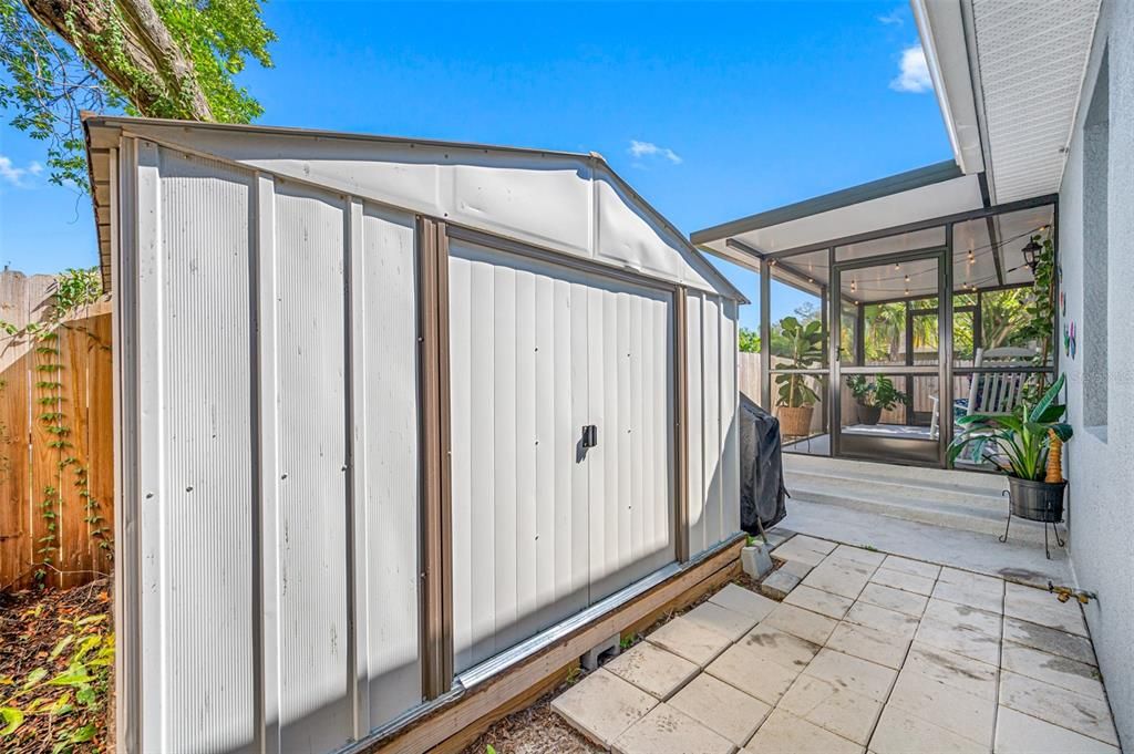Shed Conveys with the sale of the Property.