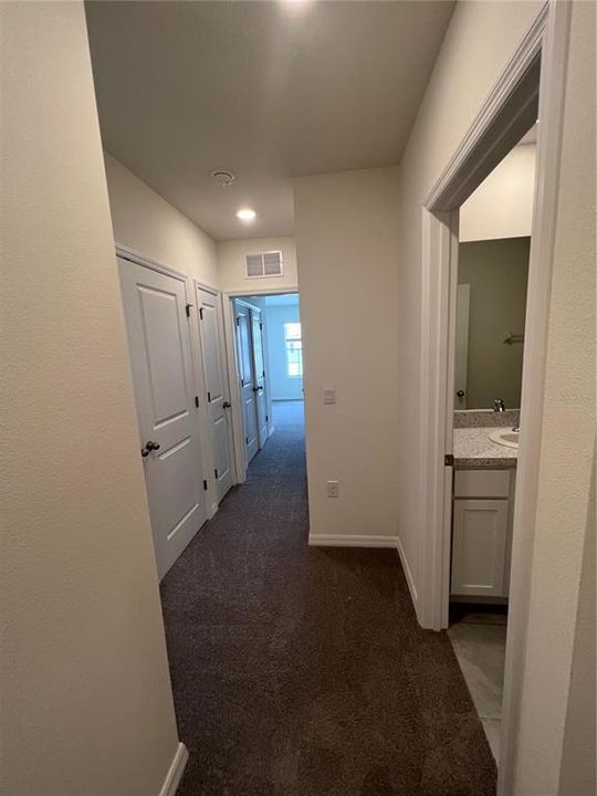 For Rent: $1,950 (3 beds, 2 baths, 1672 Square Feet)