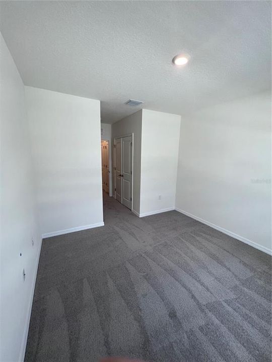 For Rent: $1,950 (3 beds, 2 baths, 1672 Square Feet)