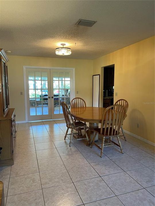 For Sale: $429,900 (3 beds, 2 baths, 2342 Square Feet)