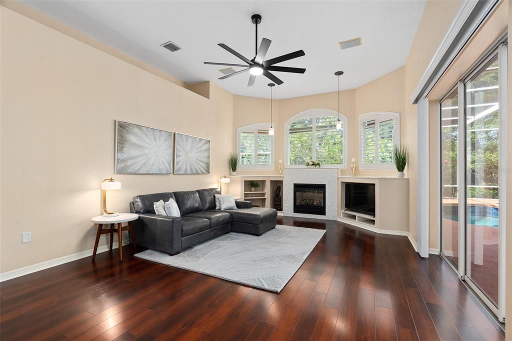 Active With Contract: $599,000 (4 beds, 3 baths, 2664 Square Feet)