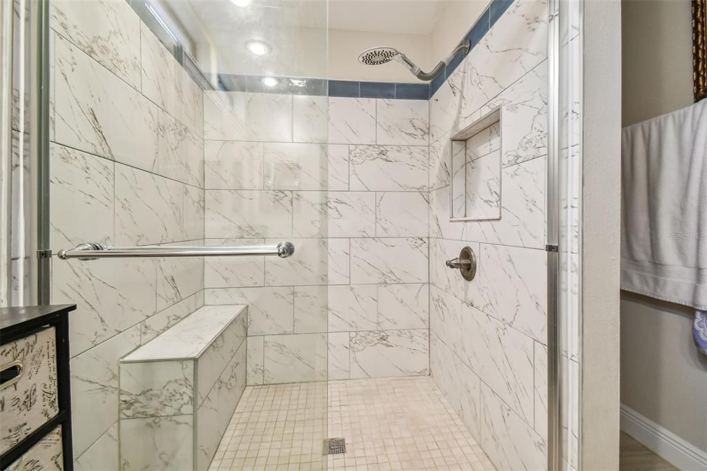 待售: $455,000 (4 贝兹, 2 浴室, 1853 平方英尺)