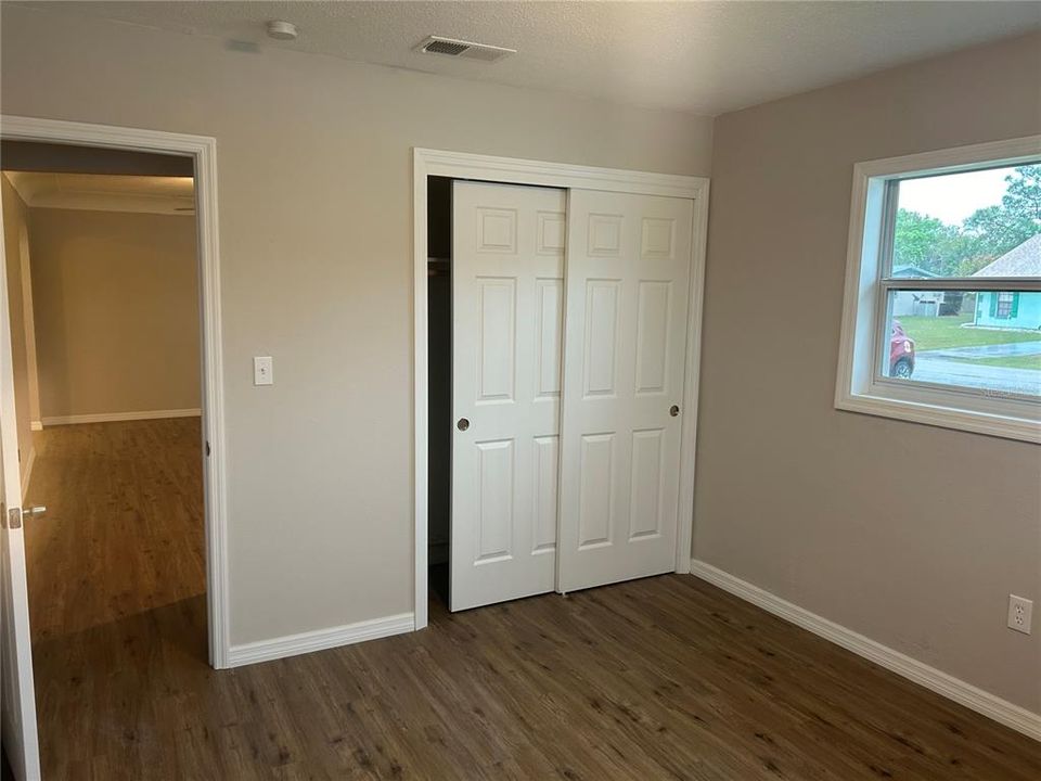 For Rent: $1,700 (3 beds, 2 baths, 1056 Square Feet)