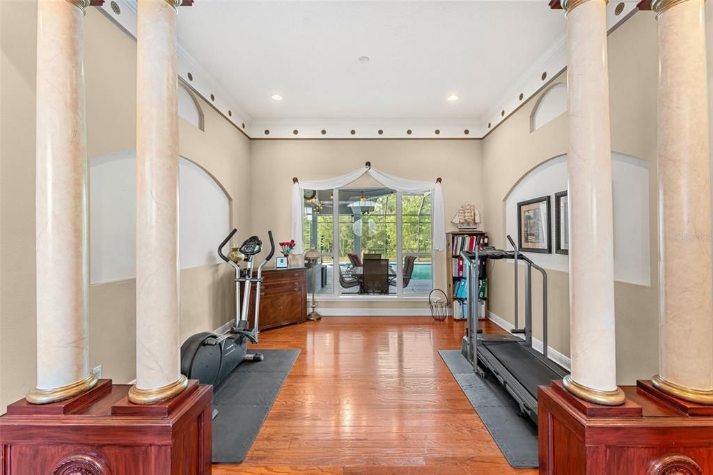 For Sale: $1,699,000 (5 beds, 4 baths, 4370 Square Feet)