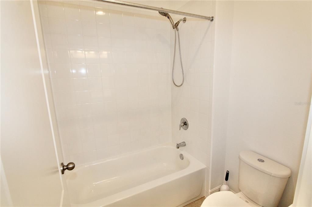 Недавно арендовано: $2,495 (3 спален, 2 ванн, 2161 Квадратных фут)