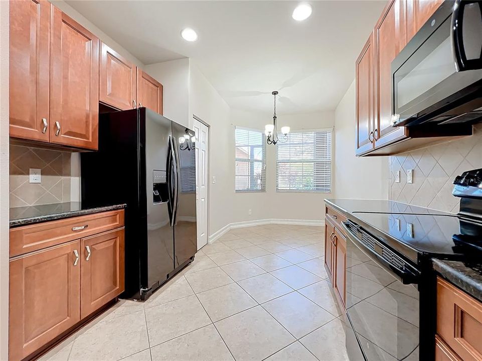 Active With Contract: $339,500 (3 beds, 2 baths, 1756 Square Feet)