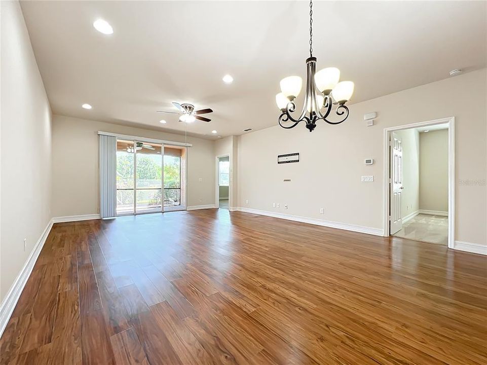 Active With Contract: $339,500 (3 beds, 2 baths, 1756 Square Feet)