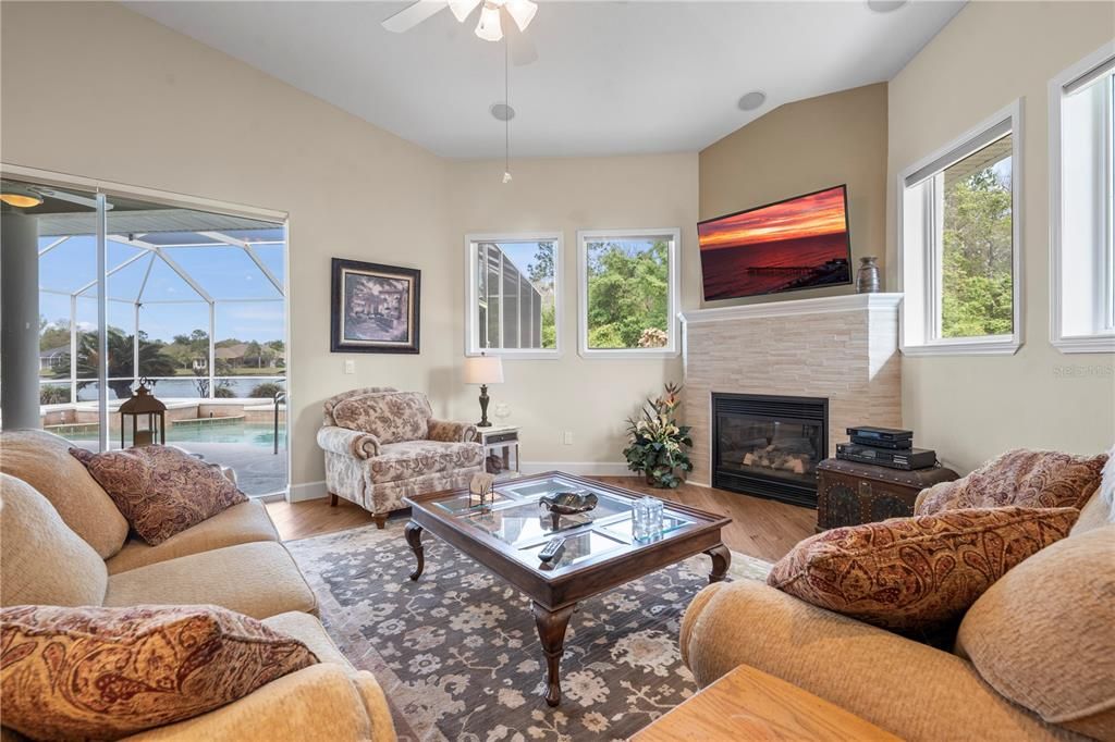 Active With Contract: $679,000 (4 beds, 2 baths, 2608 Square Feet)
