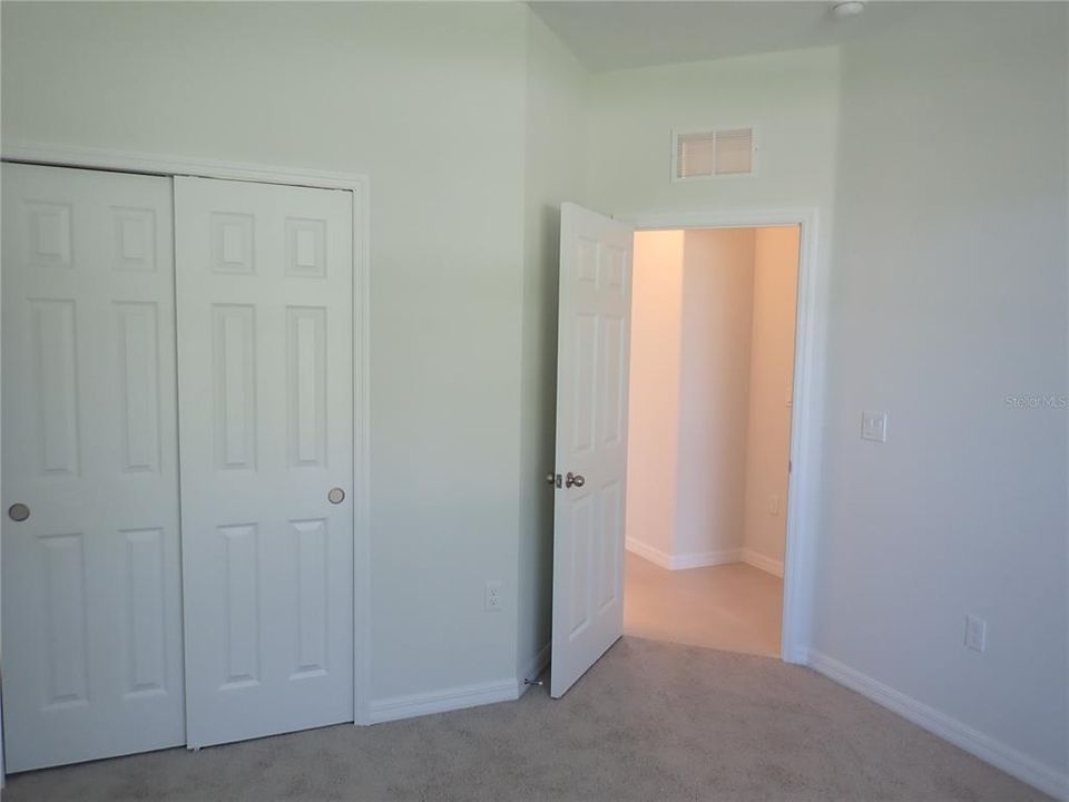 Active With Contract: $2,295 (3 beds, 2 baths, 1802 Square Feet)