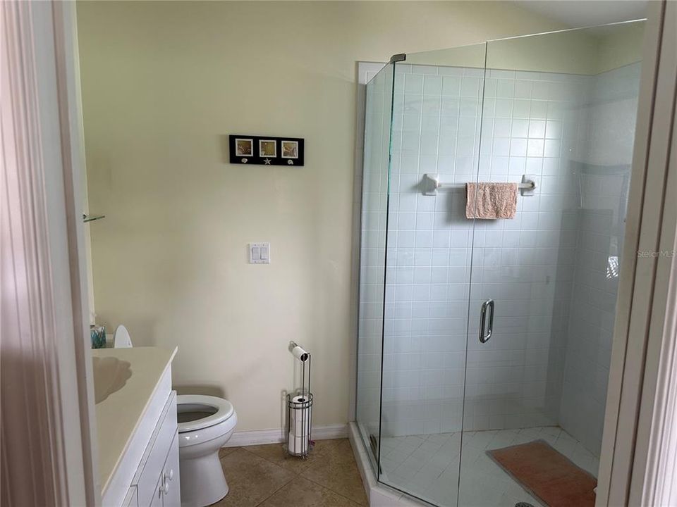 В аренду: $2,700 (2 спален, 2 ванн, 1400 Квадратных фут)