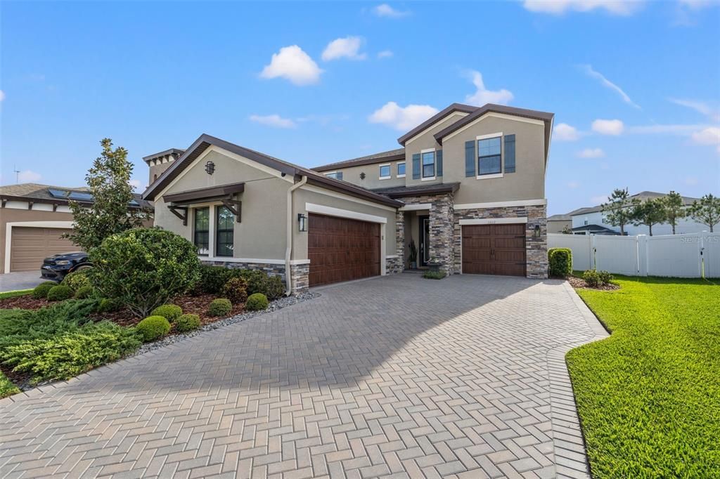 Active With Contract: $679,900 (4 beds, 4 baths, 3292 Square Feet)