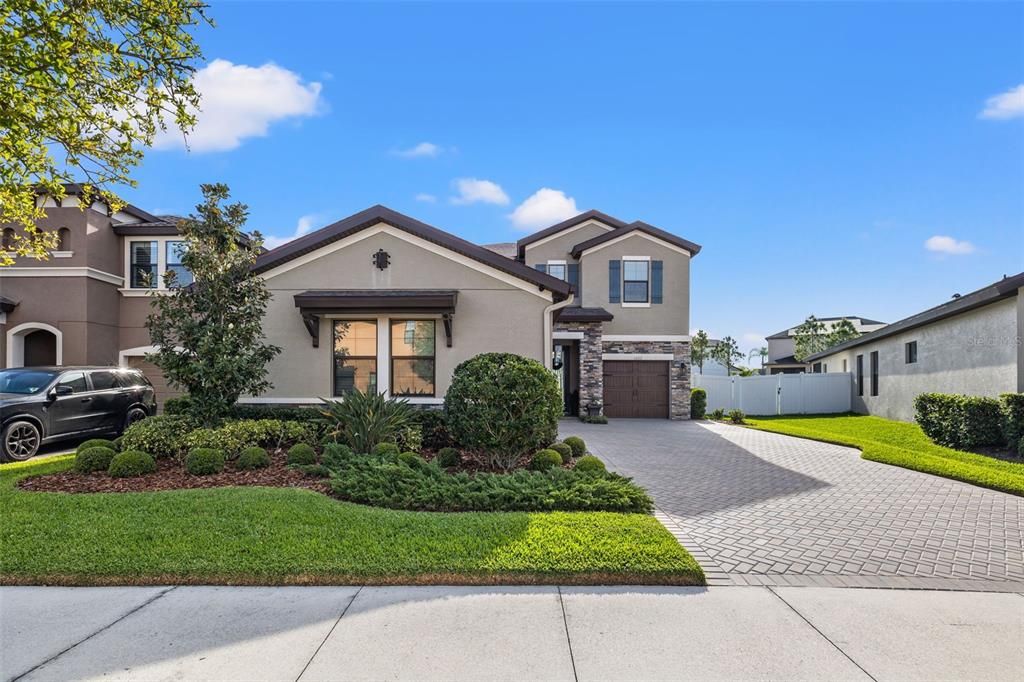 Active With Contract: $679,900 (4 beds, 4 baths, 3292 Square Feet)