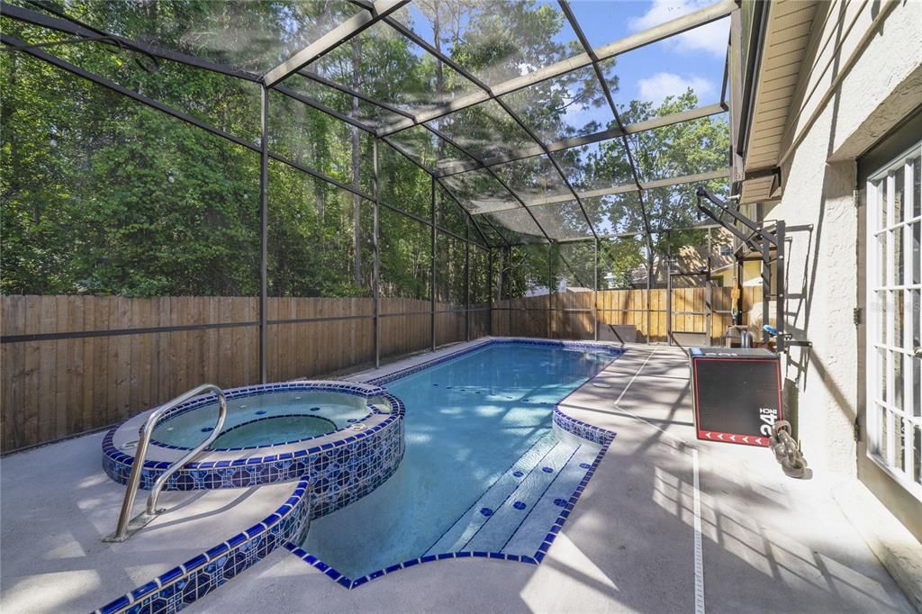 POOL WITH SPA AND UPDATED HEATER