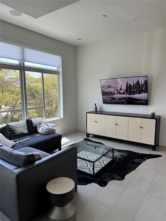 Active With Contract: $3,850 (2 beds, 2 baths, 1697 Square Feet)