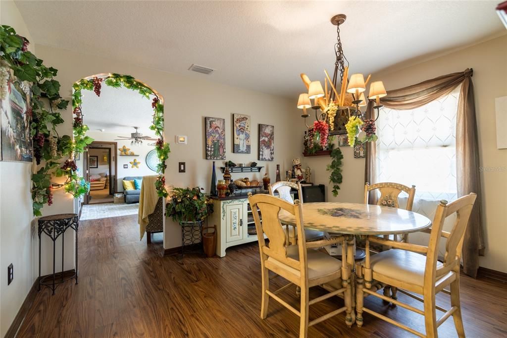 apartment dining room