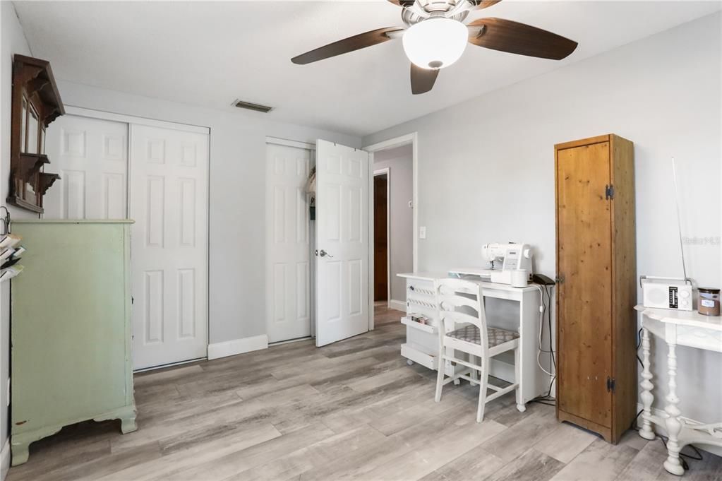 Active With Contract: $425,000 (3 beds, 2 baths, 1742 Square Feet)