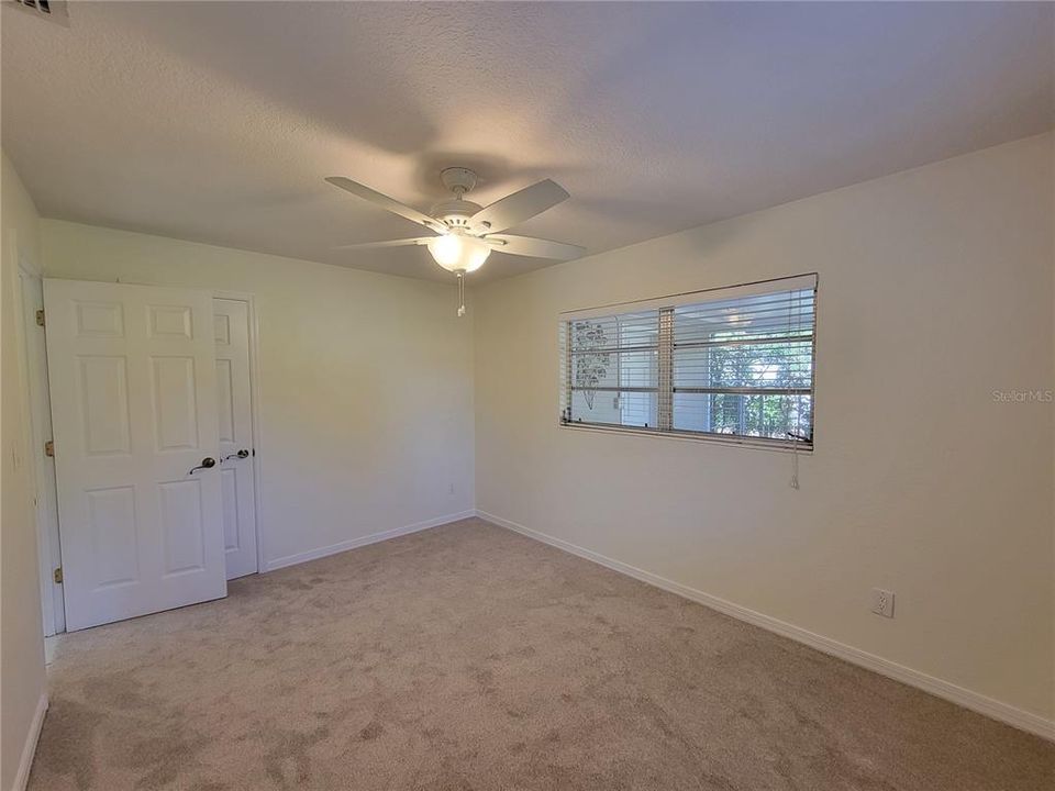 For Rent: $2,400 (3 beds, 1 baths, 1114 Square Feet)