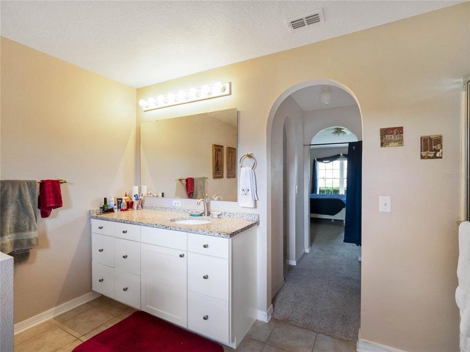 For Sale: $394,000 (4 beds, 2 baths, 2238 Square Feet)