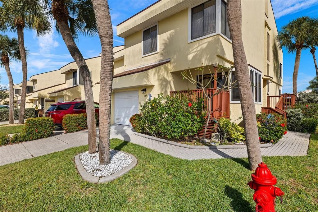 Recently Sold: $349,900 (3 beds, 2 baths, 2188 Square Feet)