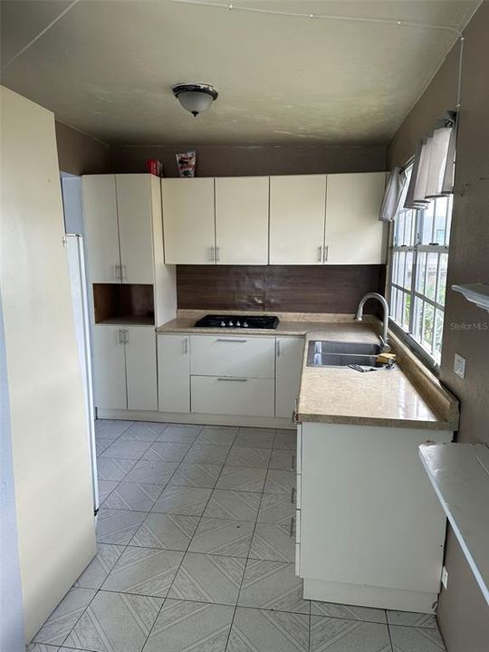 Vendido Recientemente: $145,000 (4 camas, 1 baños, 980 Pies cuadrados)