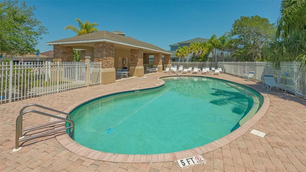 Recently Sold: $550,000 (3 beds, 2 baths, 2084 Square Feet)