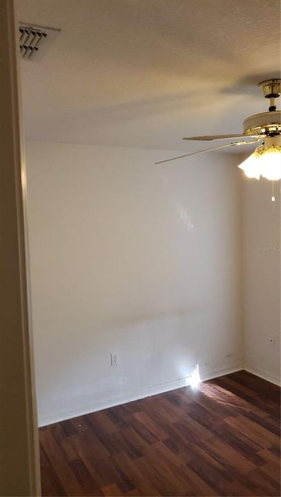 For Rent: $2,000 (3 beds, 2 baths, 1934 Square Feet)