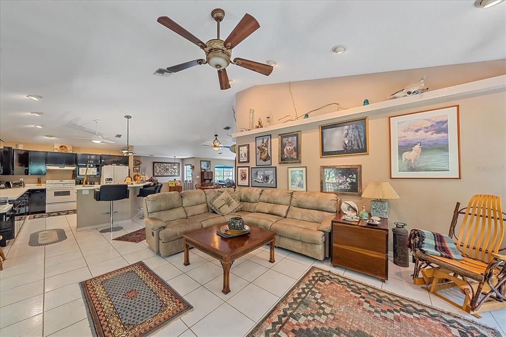 Active With Contract: $800,000 (0 beds, 0 baths, 2522 Square Feet)