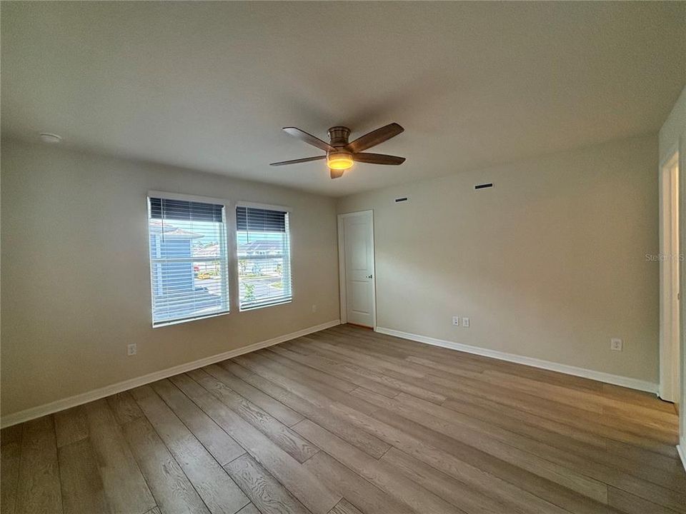 Recently Rented: $2,295 (3 beds, 2 baths, 1760 Square Feet)