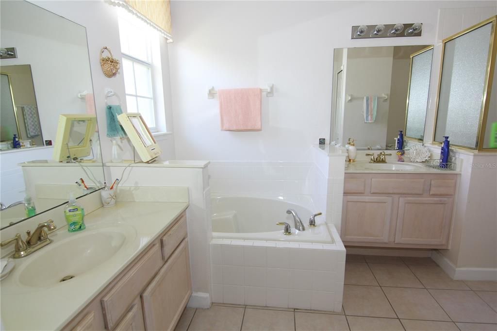 Master Bath with Dual Sinks and Garden Tub